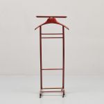 473164 Valet stand